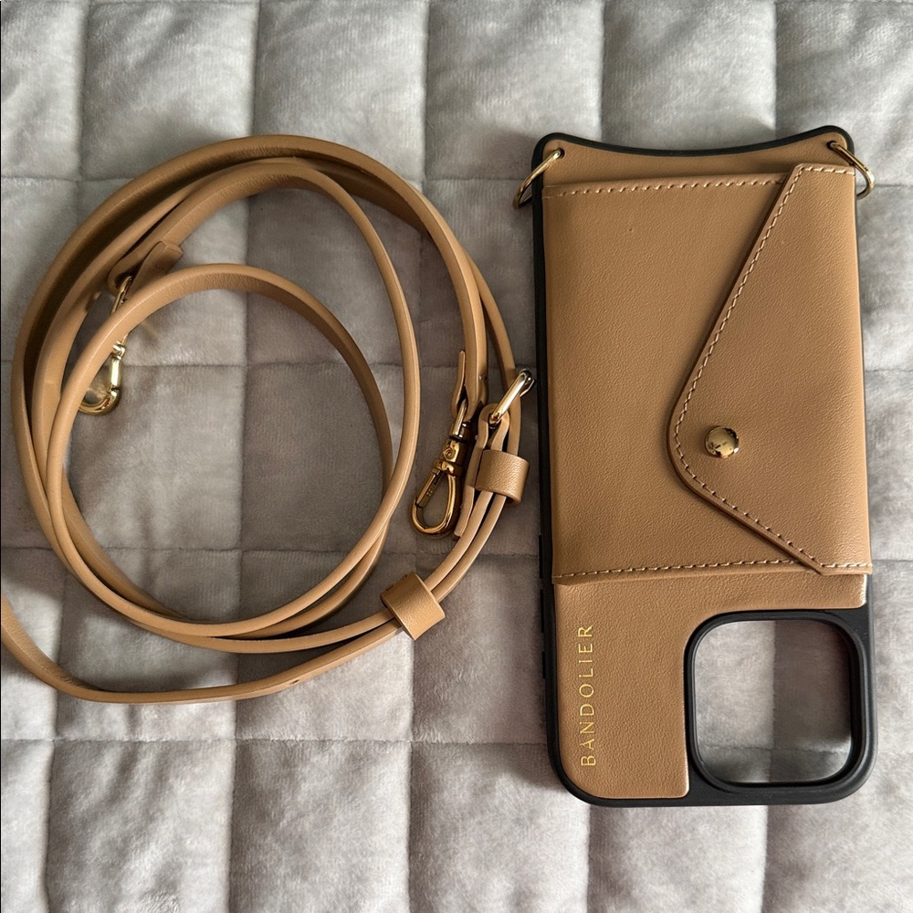 Bandolier - Donna - Tan/Gold Leather Crossbody Phone Case with Strap - Picture 2 of 5